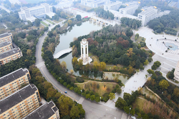 民营银行2024年业绩分化明显, 微众、网商总资产规模合计破万亿